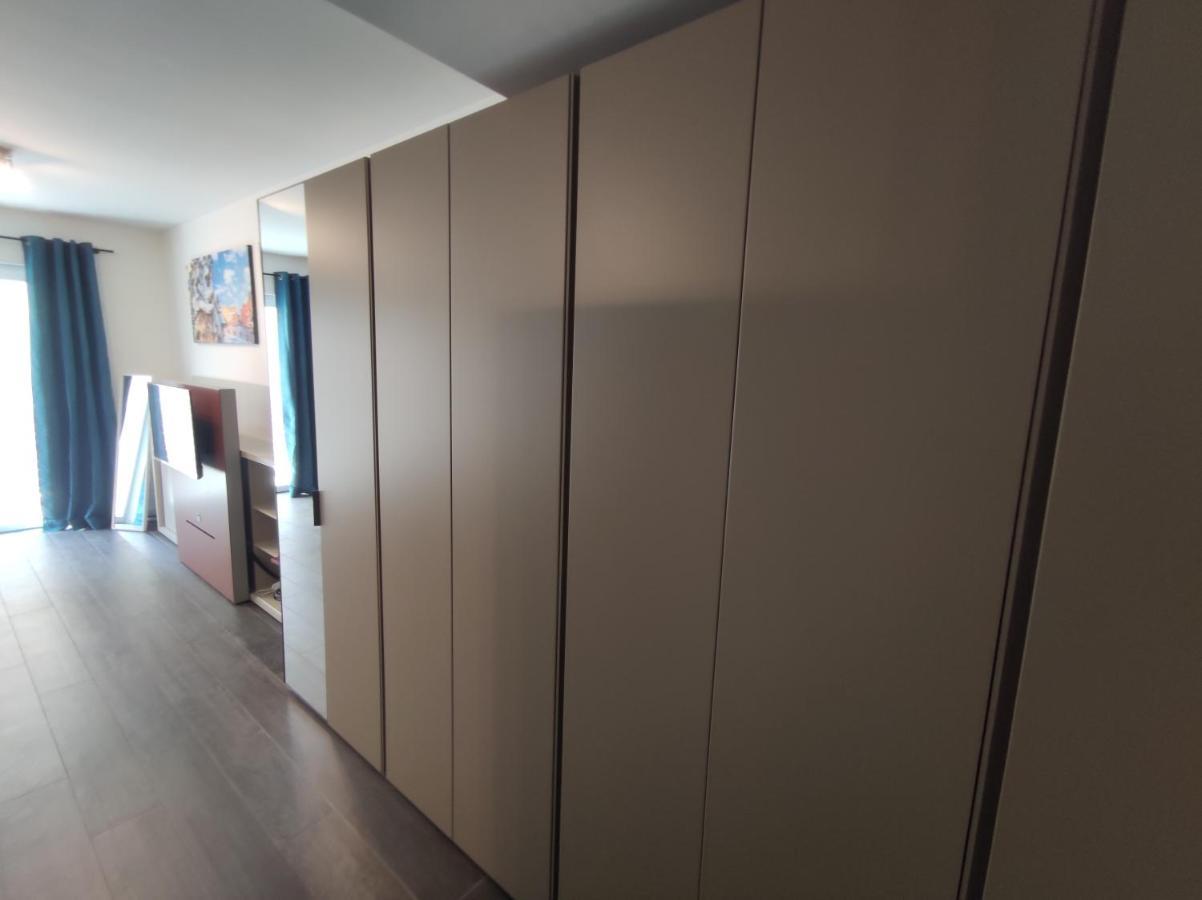 The Rabbit Hole Apartment Рим Екстериор снимка